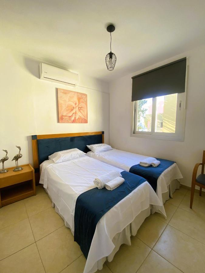 Penny'S Kato Paphos Apartment Экстерьер фото